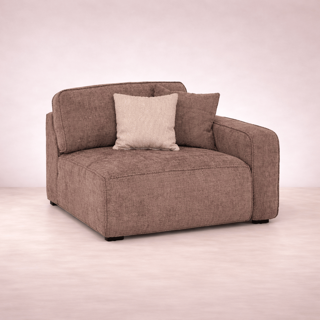 Sillón lateral derecho de la sala Megan en color beige, módulo de sala deoupe.com.mx, con cojines y estructura moderna