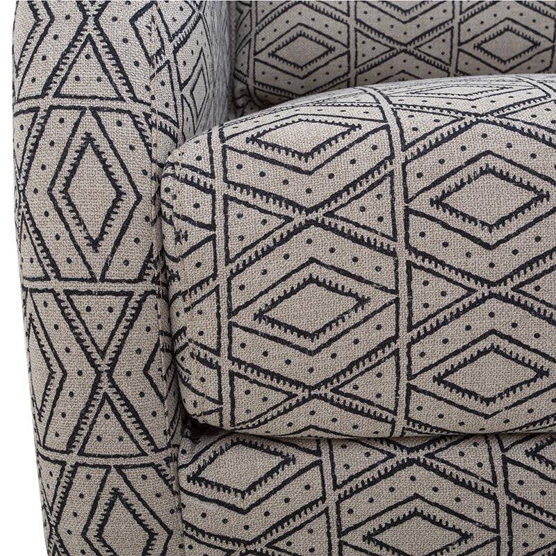 Sillón ocasional Quebec de tejido plano con textura afelpada en color café, con dimensiones de 78x98x95 cm.