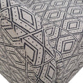 Sillón ocasional Quebec de tejido plano con textura afelpada en color café, con respaldo y asiento acolchados.