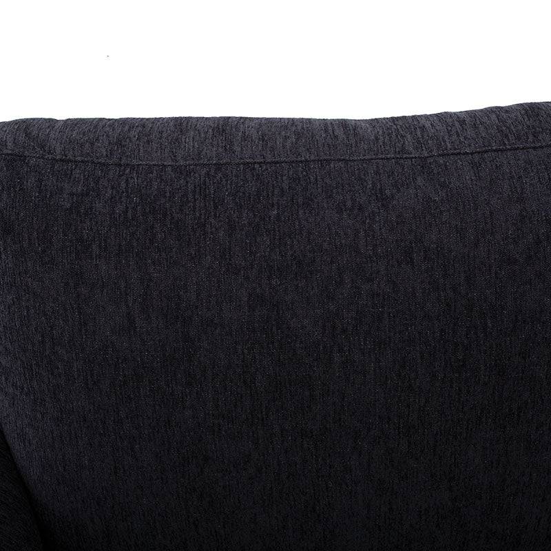 Sofá Alessandra de tapiz negro con estructura moderna, 226 cm de largo, 80 cm de alto y 93 cm de fondo, en ambiente interior.