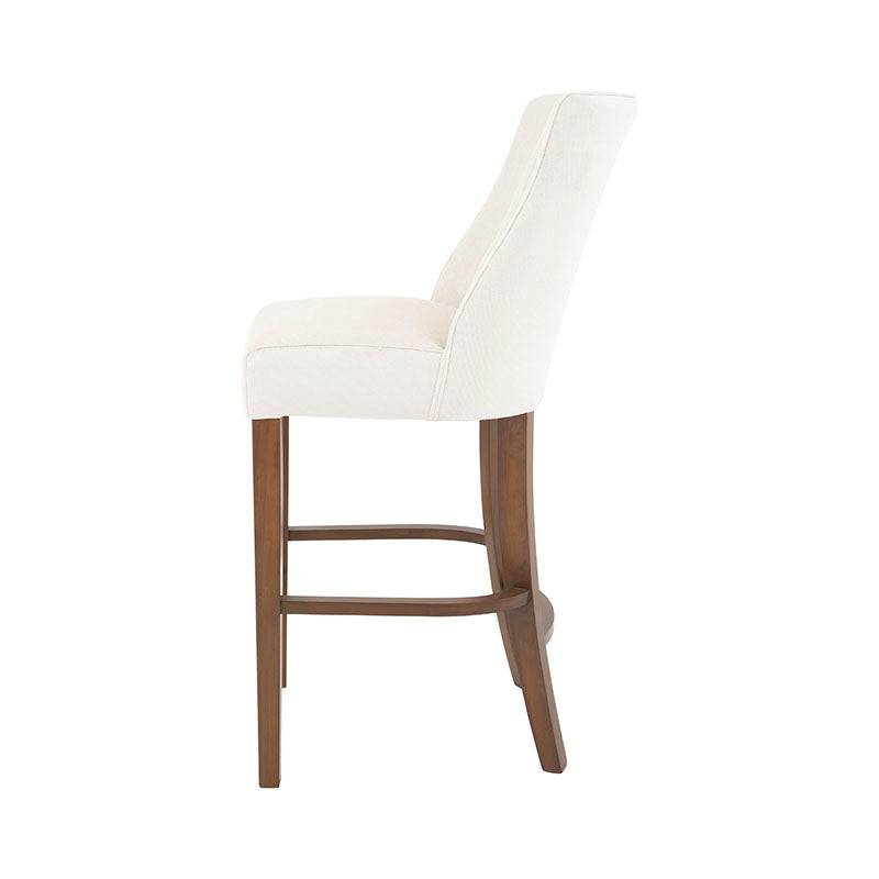 Banco Berne Made de madera de nogal y tapizado en tela beige, con dimensiones de 46 cm de alto, 112 cm de largo y 45 cm de fondo.