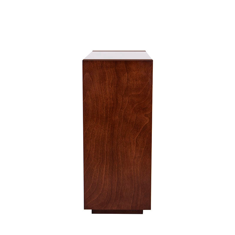 Barra Deus de Deurope en madera de caoba y mármol, con 120 cm de largo, 105 cm de alto y 45 cm de fondo, en un ambiente interior.