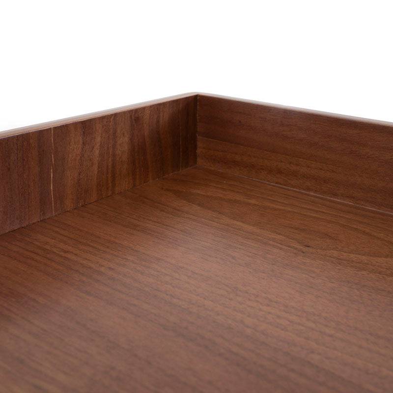 Mueble para bar Berne Made de madera de nogal y moka, con puertas y estantes, de 100 cm de ancho y 160 cm de alto.