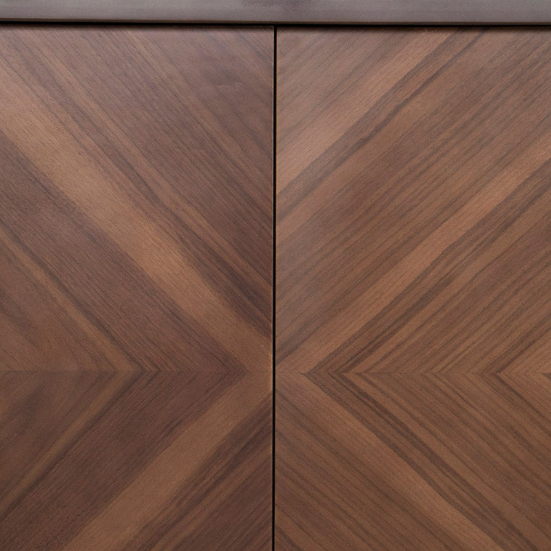 Buffet Orleans de Deurope en acabado nogal con chapa de nogal, frente, dimensiones 160x85x40 cm, mueble de almacenamiento elegante.