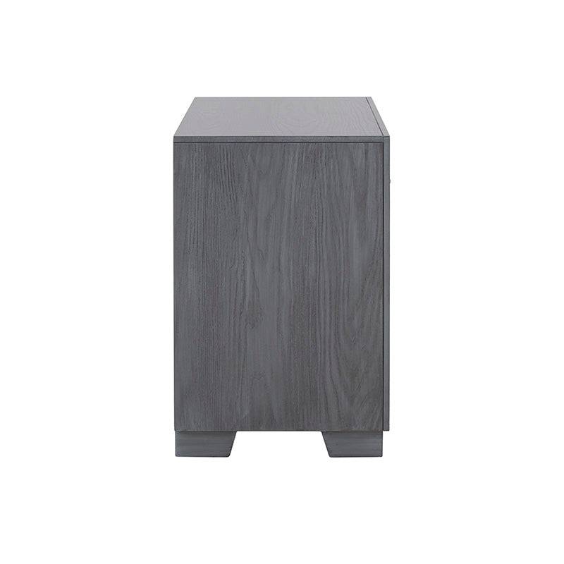 Buró Durham de madera de pino en color gris claro, con grabado en frente y dimensiones de 60x41x65 cm.