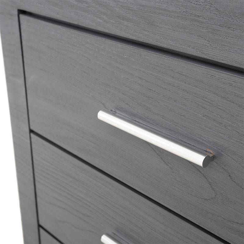 Buró Durham de madera de pino gris claro, con acabado industrial, frente grabada, tamaño 60x41x65 cm.