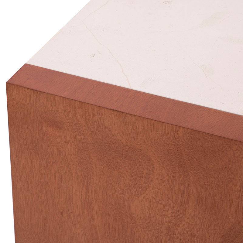 Buró Mond deDeurope.com.mx de madera con chapa de caoba, placa de mármol, frente decorativo, dimensiones 60x60x40 cm