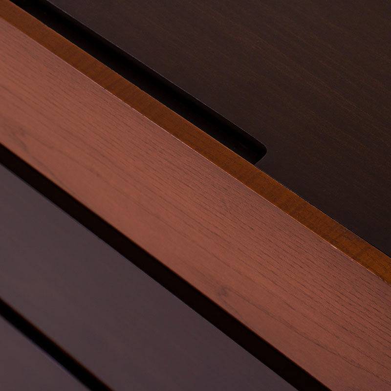 Buró Basil de madera de fresno en chapa de color tabaco y nuez, con dimensiones de 60x60x40 cm, diseño moderno y elegante.