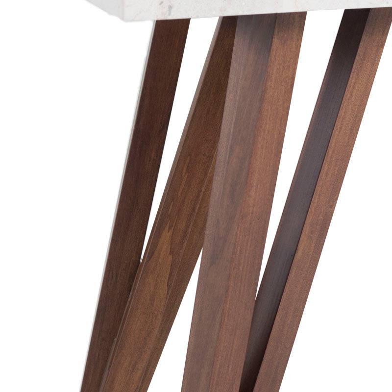 Mesa de comedor Aragón de deurope.com.mx, superficie de madera y diseño elegante para espacios de comedor.