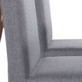 Silla de comedor Aragón de deurope.com.mx, diseño moderno con respaldo y asiento acolchado en color neutro.