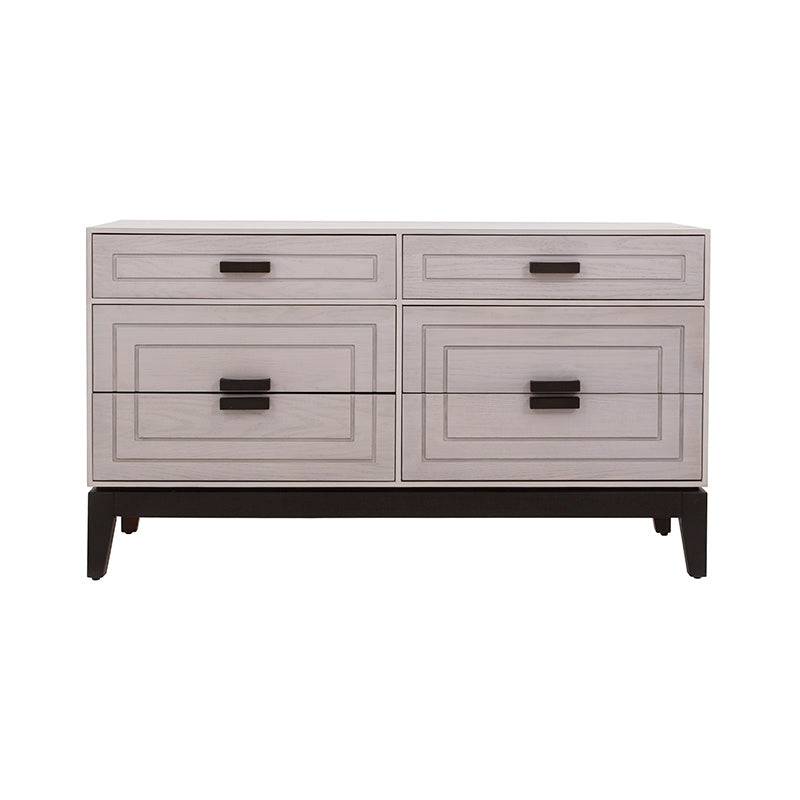 Cómoda Infinity de Deurope en madera de pino y chapa de encino en color gris, con 140 cm de ancho, 80 cm de alto y 40 cm de fondo.