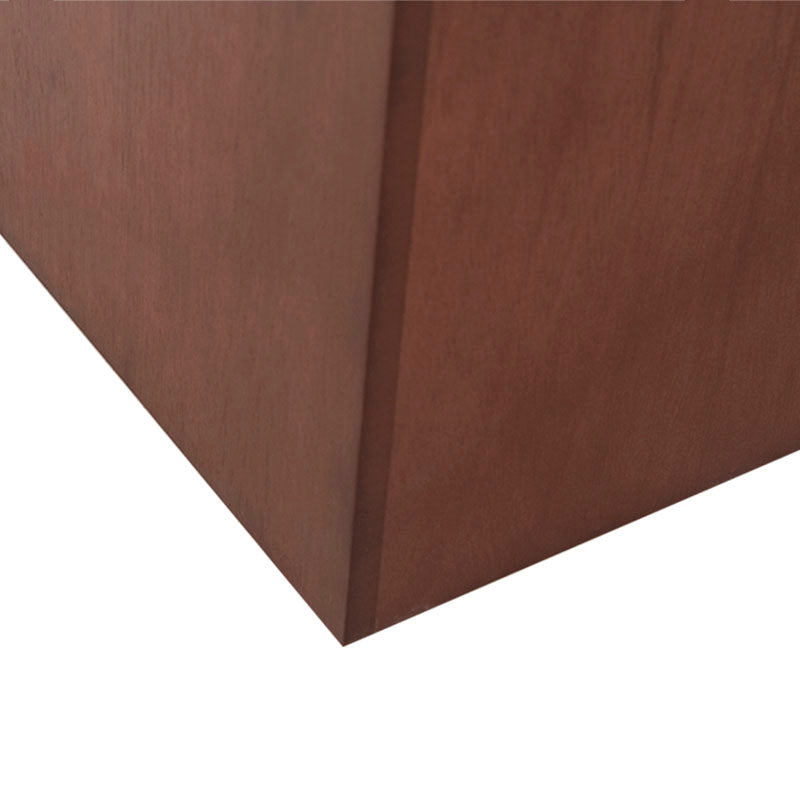 Mesa de comedor Siena de madera en color café almendra, vista frontal, con dimensiones de 150x75x150 cm.