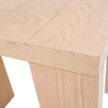 Mesa lateral Ripol de estilo industrial en madera de encino enchapada, color gris oscuro, 60x55x60 cm, diseño moderno y funcional.
