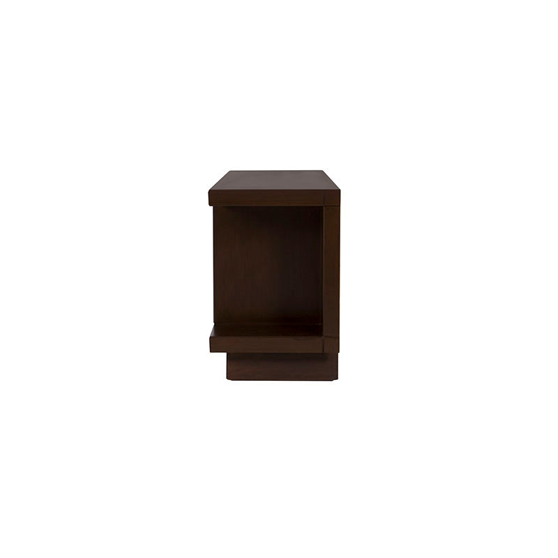 Mueble para TV Lisboa de madera industrializada en color café, con dimensiones de 140 cm de ancho, 60 cm de alto y 40 cm de fondo.
