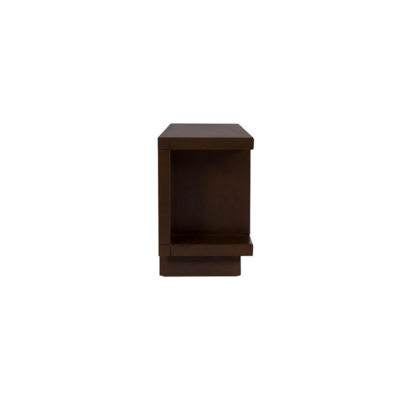 Mueble para TV Lisboa de madera industrializada en color café, con dimensiones de 140 cm de ancho, 60 cm de alto y 40 cm de fondo