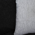 Módulo de sala Lazy Sillón Esquinero de Deurope en tela negra, con diseño moderno y dimensiones de 94x90x94 cm.