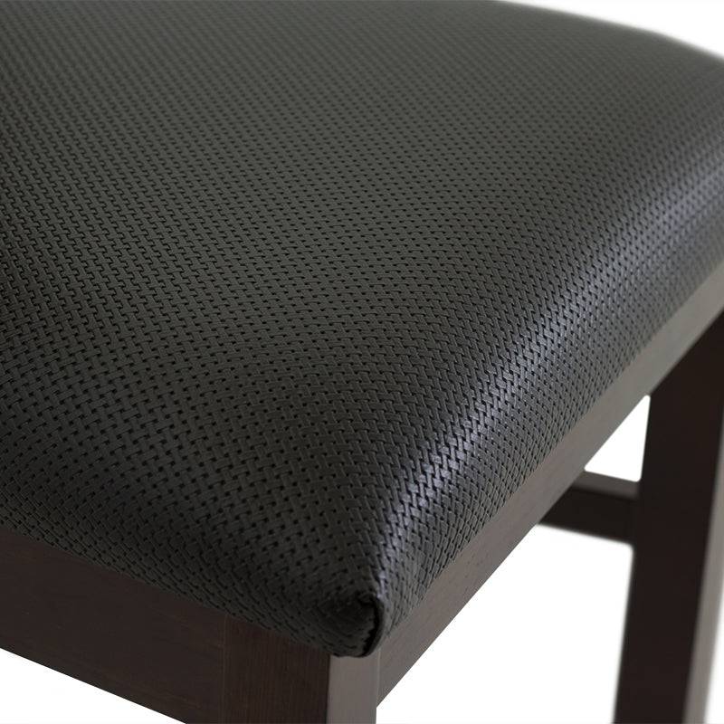Silla de comedor Burj de madera nogal con respaldo y asiento acolchado en color oscuro, deurope.com.mx.