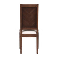 Sillas Orleans de comedor en nogal y marfil con tapizado de leather touch, parte del juego de comedor Quetzal de 7 piezas
